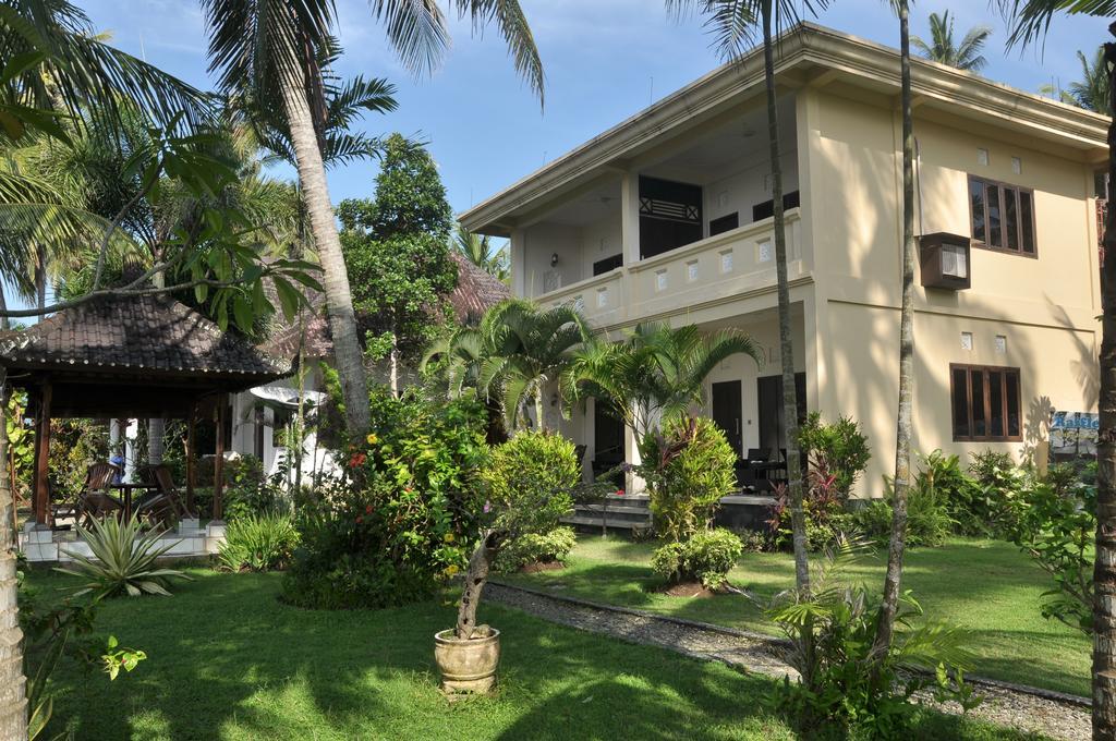 Crystal Beach Bali Candidasa Quarto foto